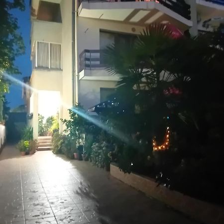 Guest House Urdoviza Naousa Dış mekan fotoğraf